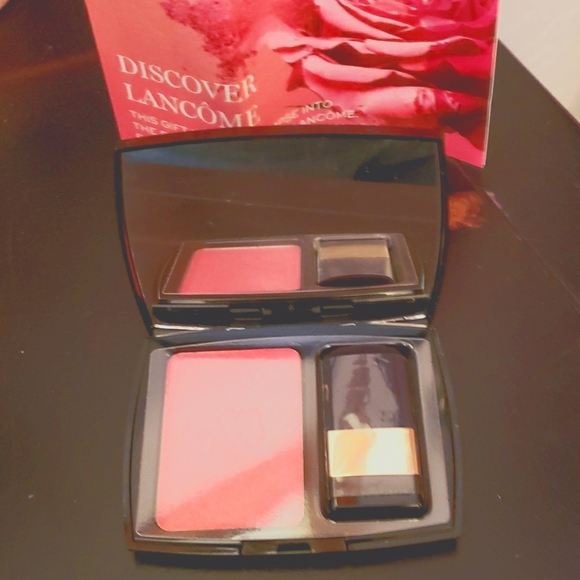Makeup Blush Subtil 28 Blushing Tresor Poshmark